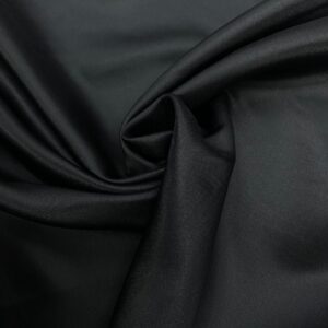 Quiana / Negro